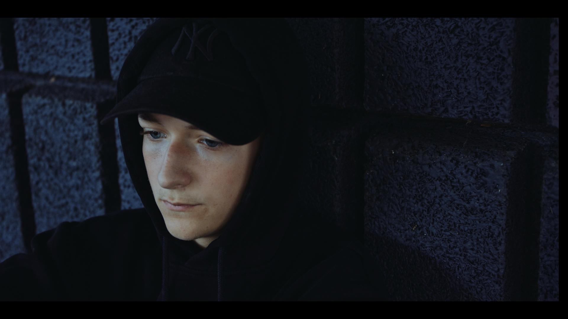 J_V_stills_1.28.1_pestbs