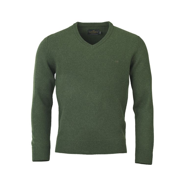 Johnston v-neck ullgenser fra Laksen i fargen bottly. Produktbilde sett forfra