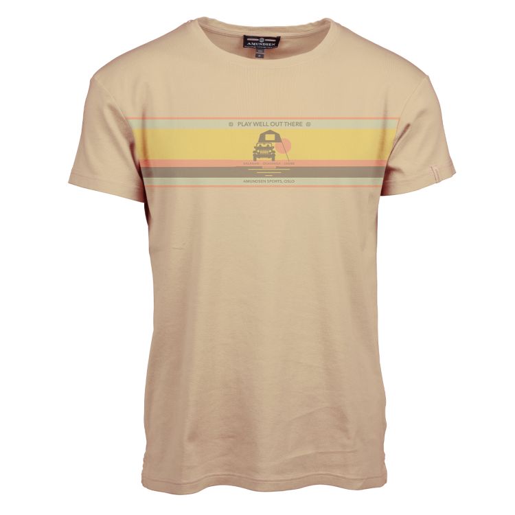 Summer Wool Tee Play Well fra Amundsen Sports til herre i fargen natural. Produktbildet viser tskjorten sett forfra