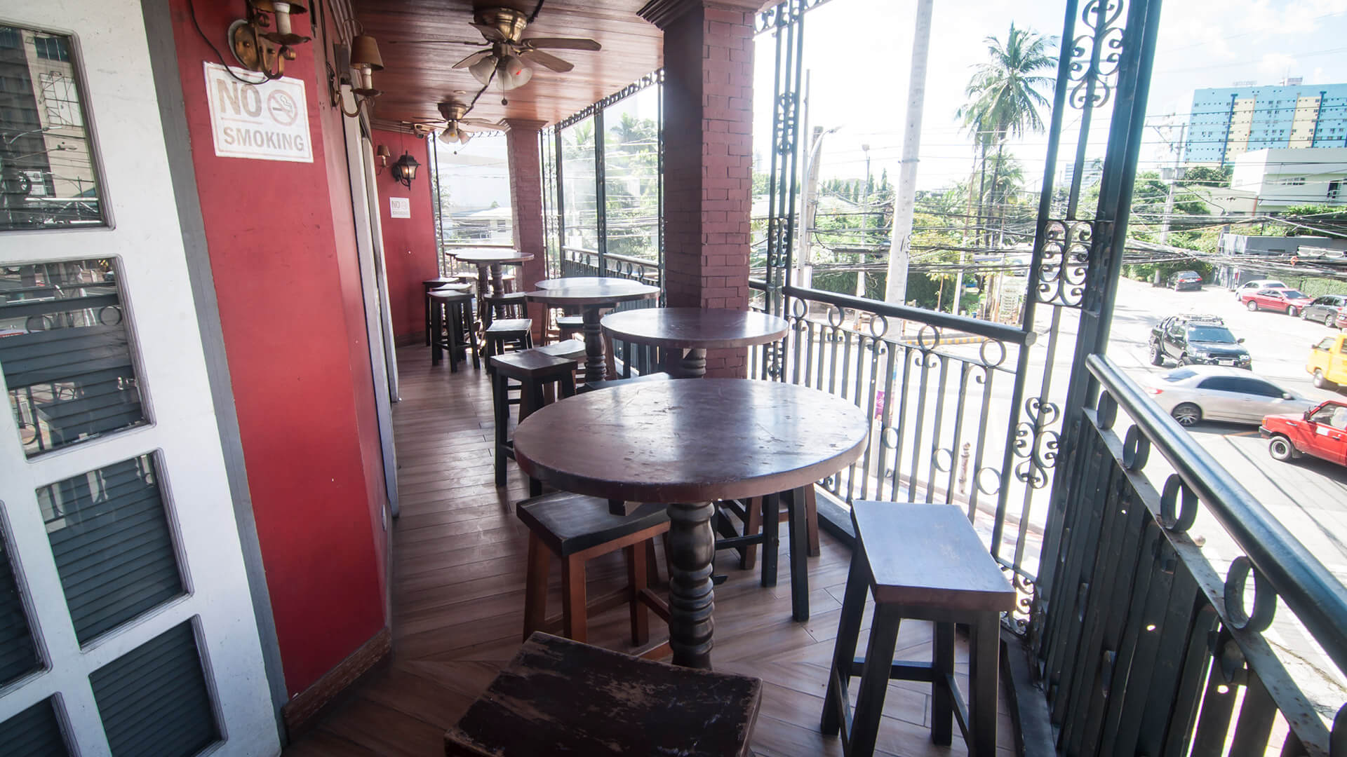 Tomas Morato Rue Bourbon Bar & Restaurant