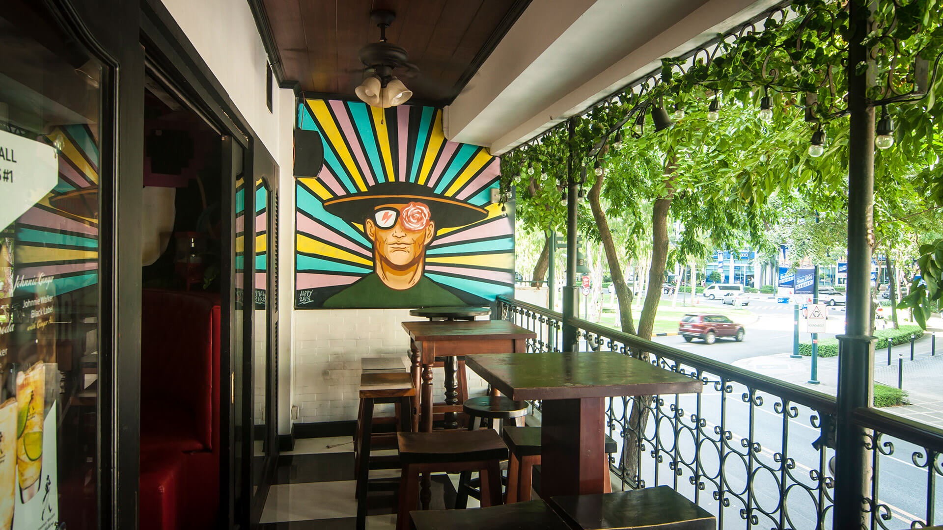 Fort Bonifacio Rue Bourbon Bar & Restaurant