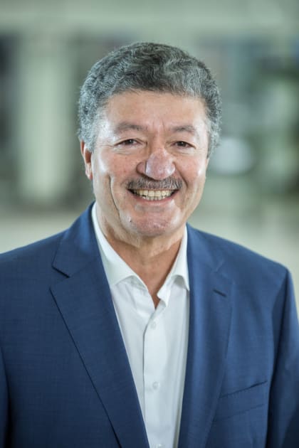 Dr. Abdelmalek Nasraoui