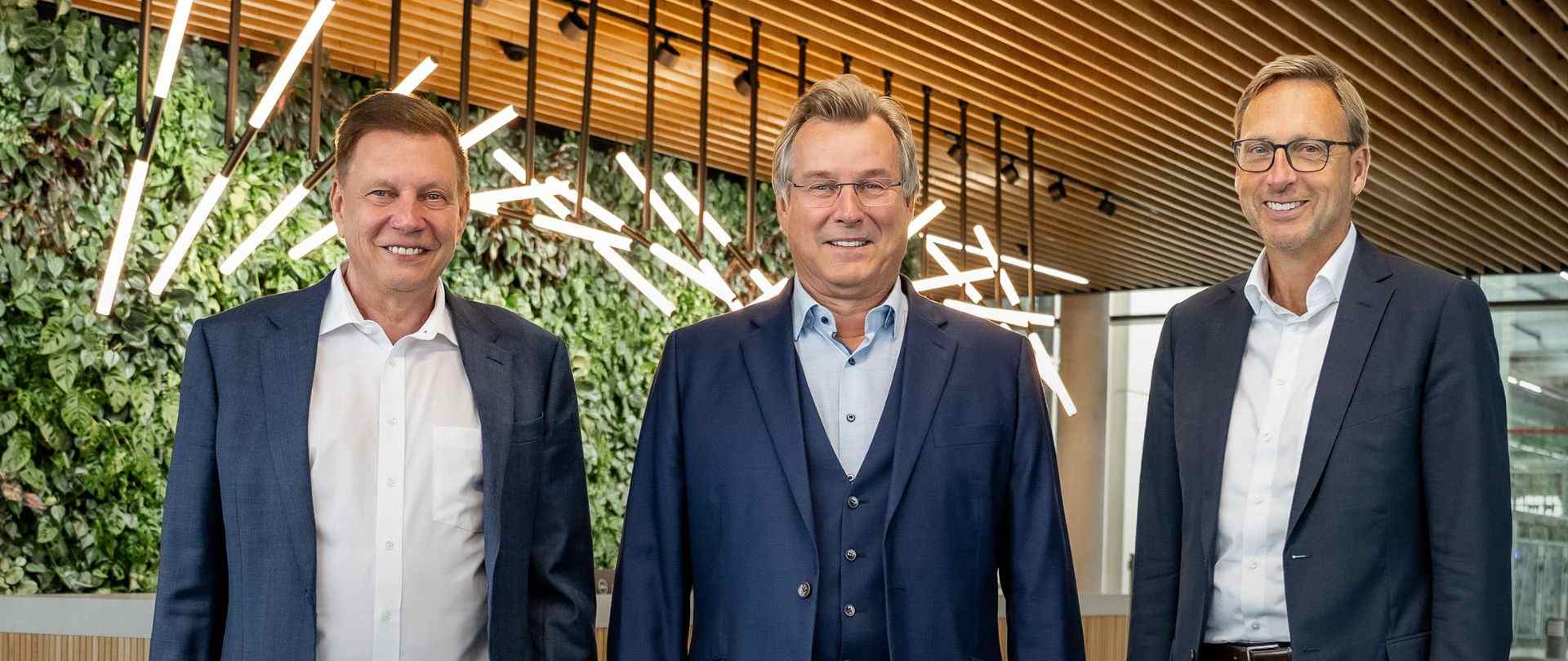 Schubert’s management team with Ralf Schubert, Peter Gabriel and Marcel Kiessling.