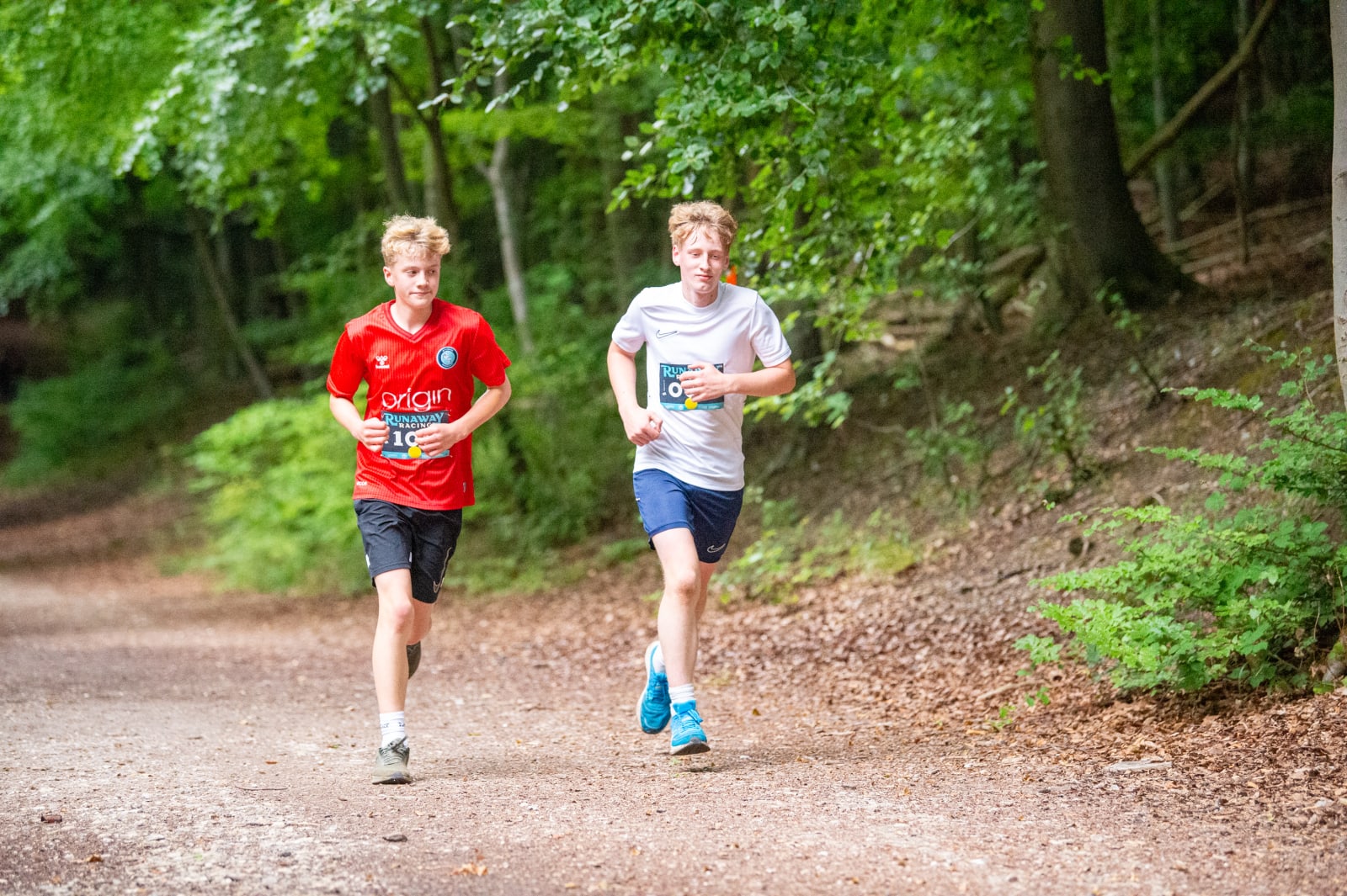 Image highlights from the Race The Light at Wendover Woods