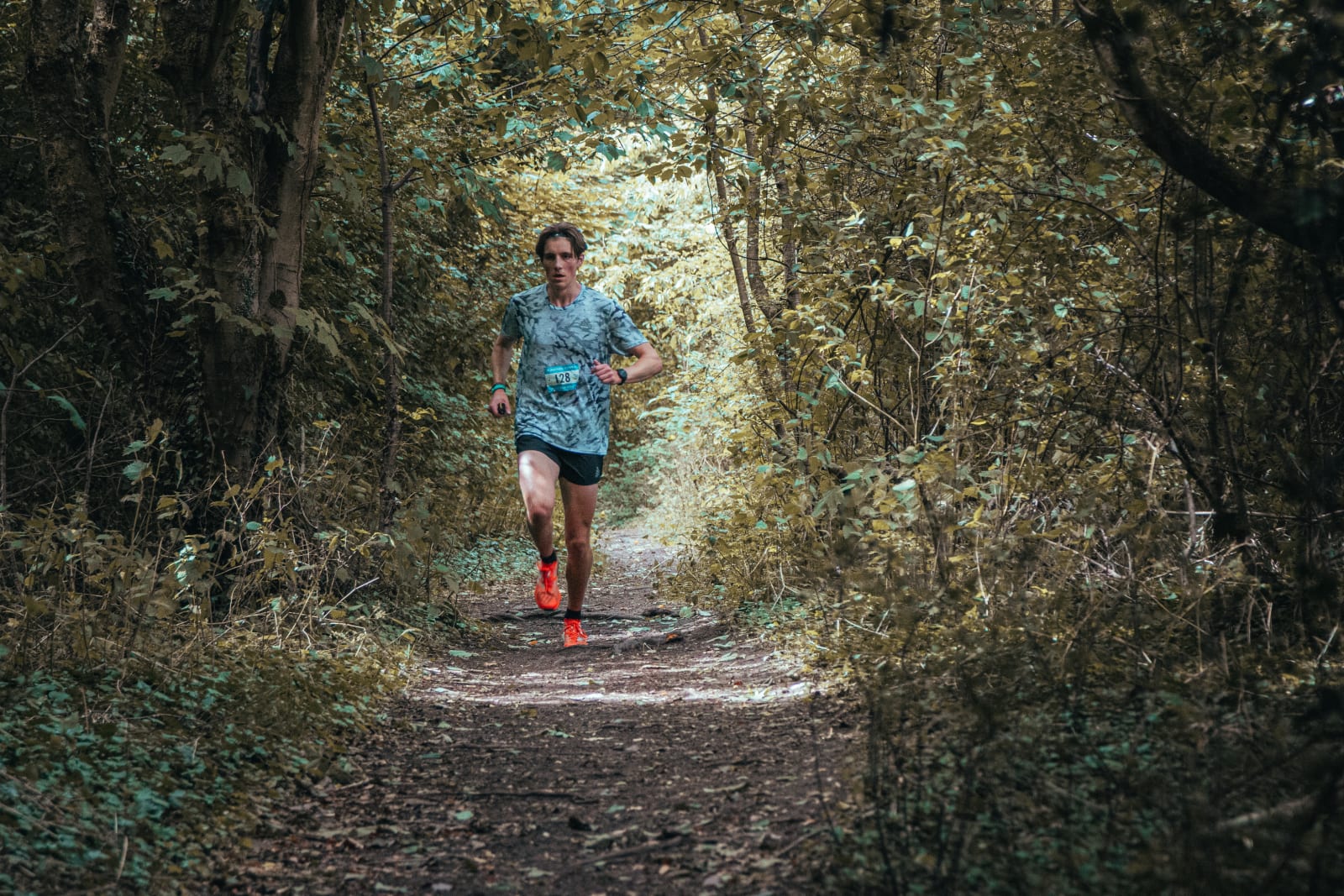 Runawyay Racer Dunstable Downs Half Marathon | Trail Running Races | Runaway Racing