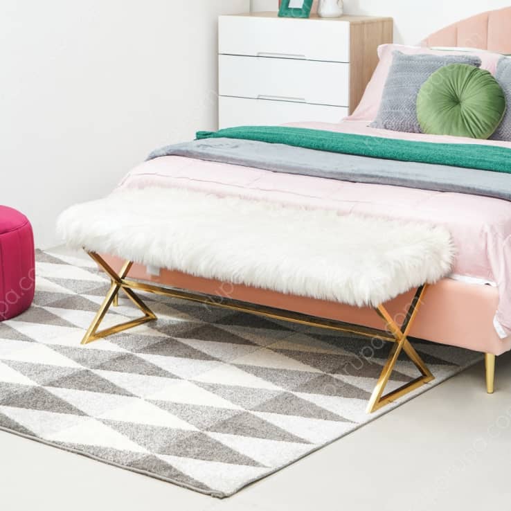 HERA FUR BENCH WHITE GOLD