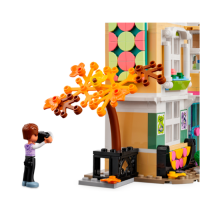 Gambar LEGO Friends Emmas Art School 41711