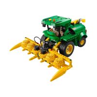 Gambar LEGO Technic John Deere 9700 Forage Harvester 42168