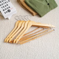 stora-44-cm-set-5-pcs-hanger-kayu-dengan-cross-bar