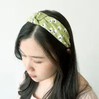 ataru-bandana-alice-motif-bunga---hijau