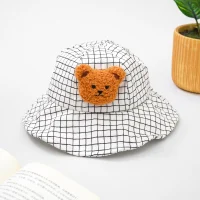 ataru-topi-anak-bucket-plaid-dengan-beruang---putih