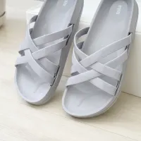 ataru-ukuran-37-sandal-jepit-double-cross-strap-slides---abu-abu