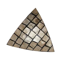 pendopo-18x19-cm-piring-saji-triangle-shell-craft---hitam/gold