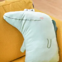 ataru-bantal-sofa-crocodile