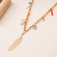 ataru-kalung-wanita-dengan-charm-shell---gold