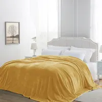 sleeplite-150x200-cm-selimut-fleece-solid---kuning