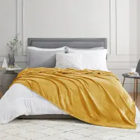 sleeplite-150x200-cm-selimut-coral-fleece---kuning