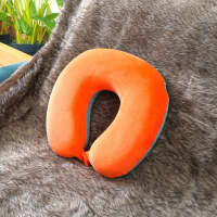 Gambar Passport Citrus Bantal Leher - Hijau/orange