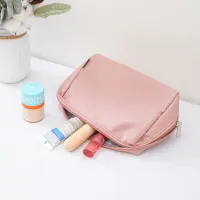 ataru-ukuran-m-pouch-kosmetik-dengan-kompartemen---pink