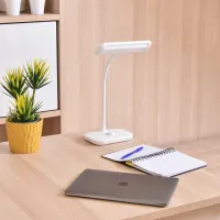 apa-lampu-meja-led-dimmable---putih