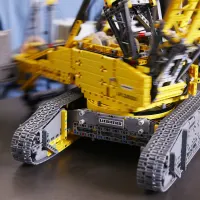 lego-technic-liebherr-crawler-crane-lr-13000-42146