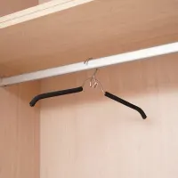 stora-42-cm-hanger-aluminium---hitam