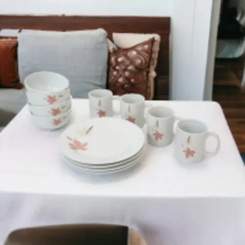 delicia-set-12-pcs-perlengkapan-makan-porcelain-leaf