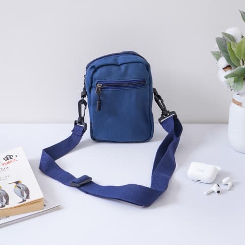 Jual Ataru Tas Selempang Pria Biru Navy Terbaru