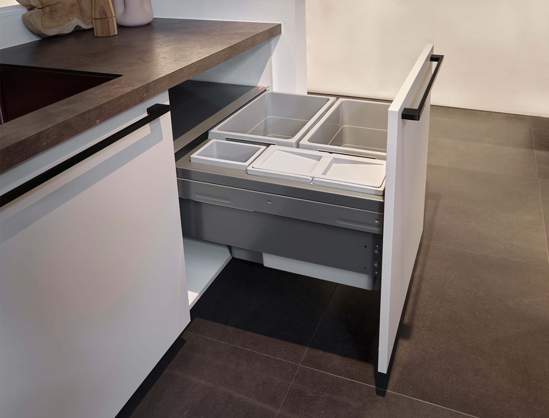 Complete_keuken_Touch_Sand_prullenbak_au1kgt