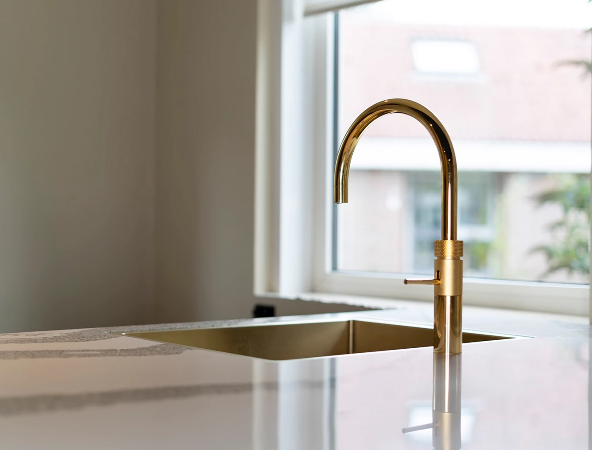 Platina kokend waterkraan