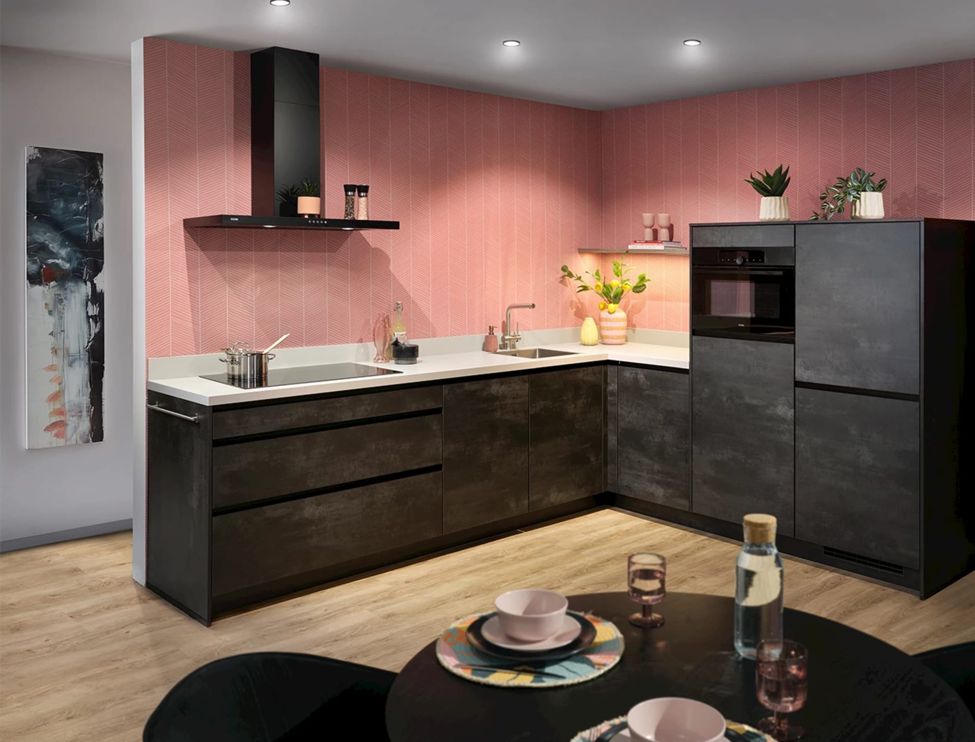 Donkere kleine L-keuken