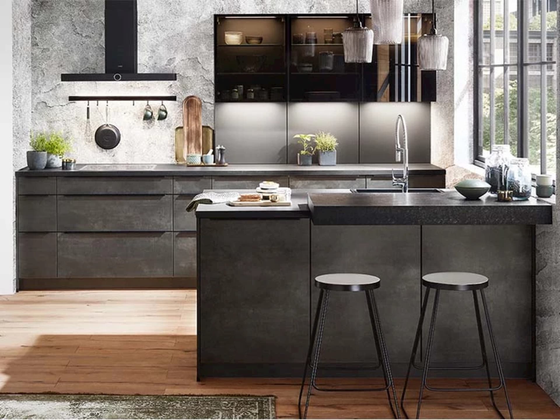 Inspiratie zwarte keuken industrieel