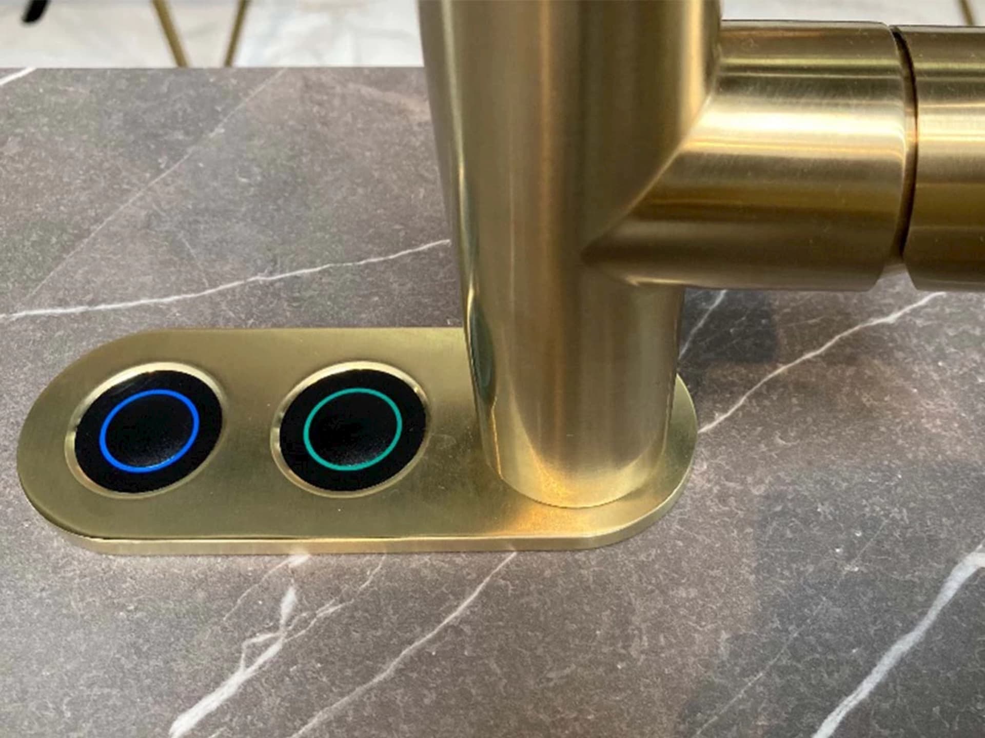 Selsiuz 4-in-1 kraan