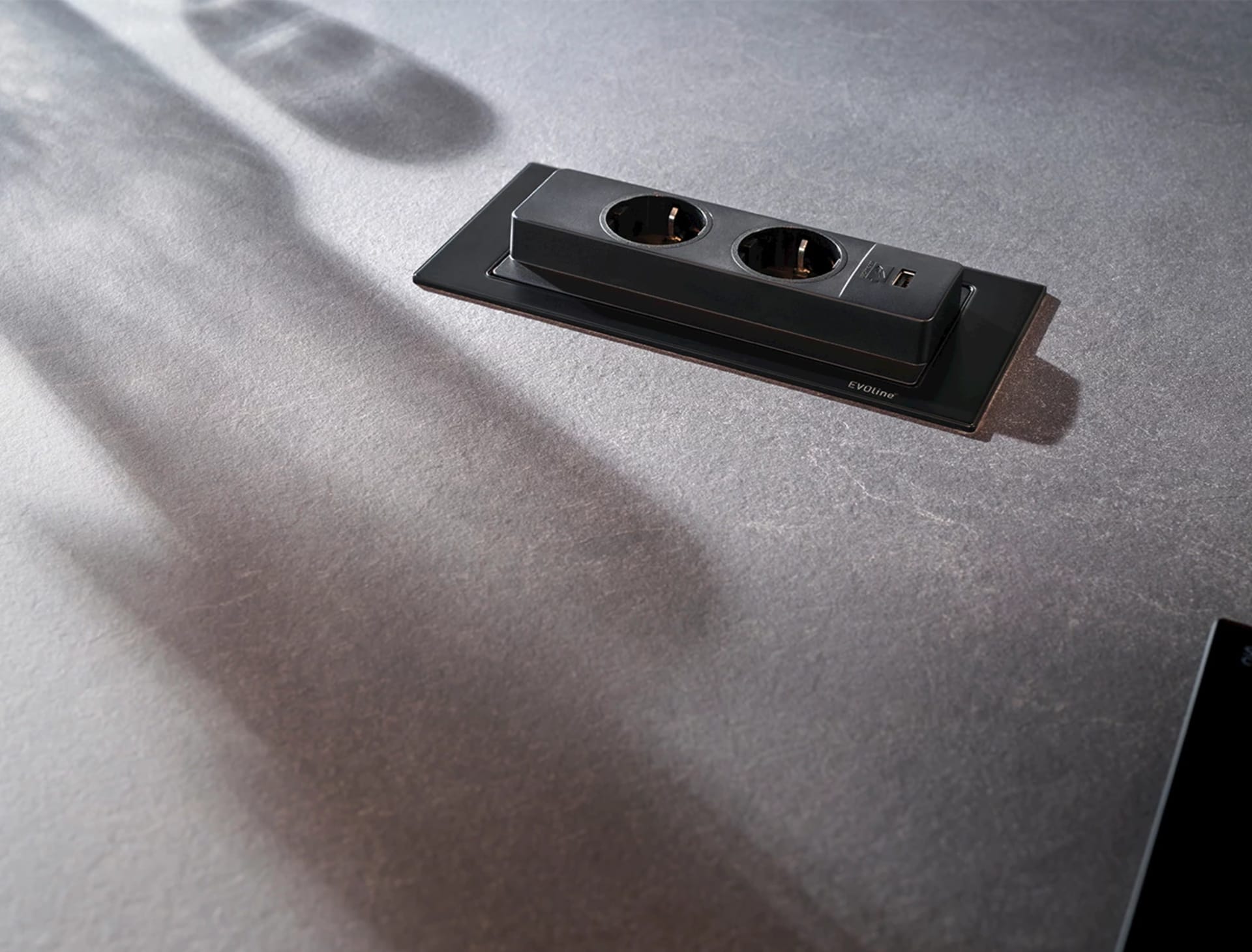 Soft-close scharnieren