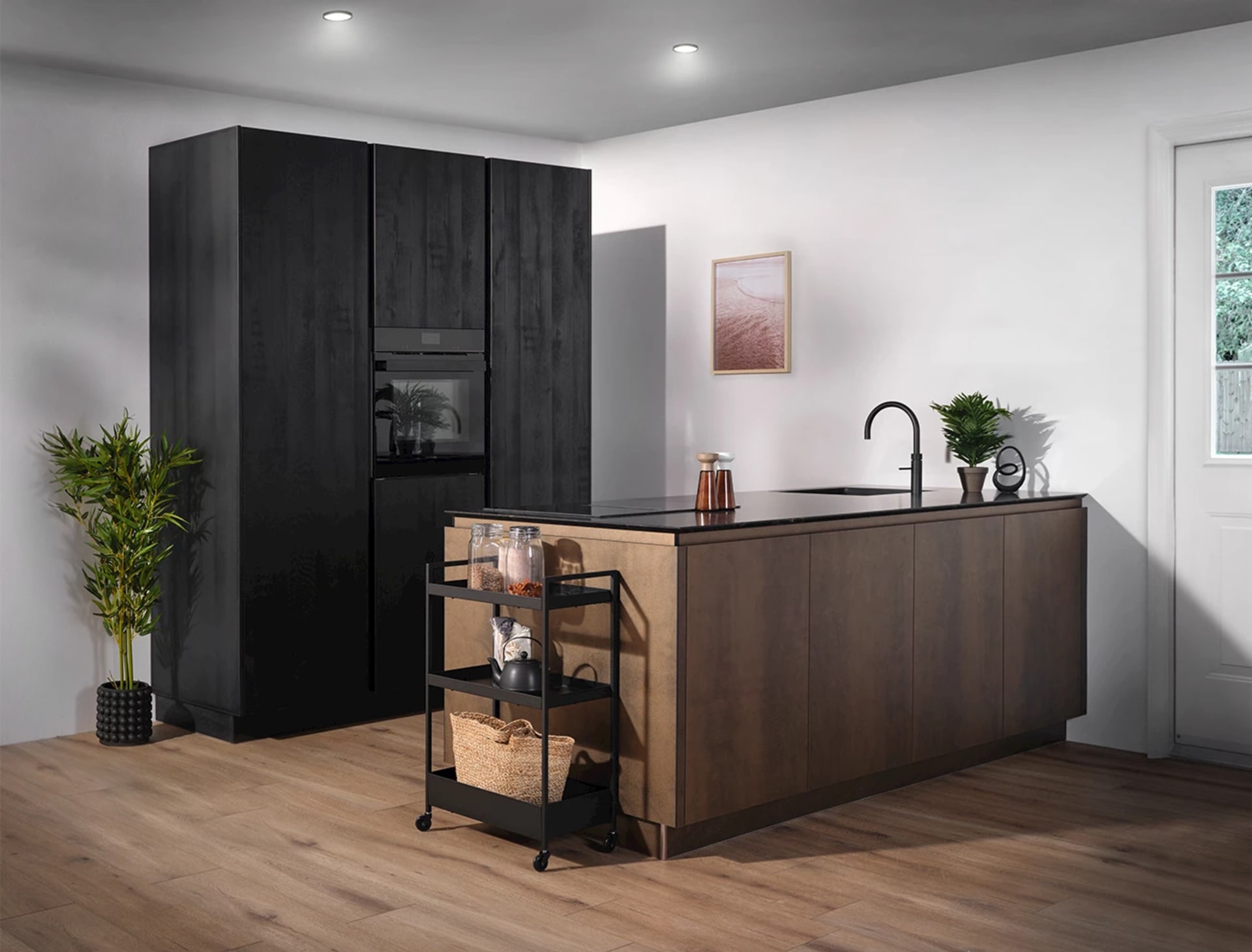 Zwarte moderne keuken