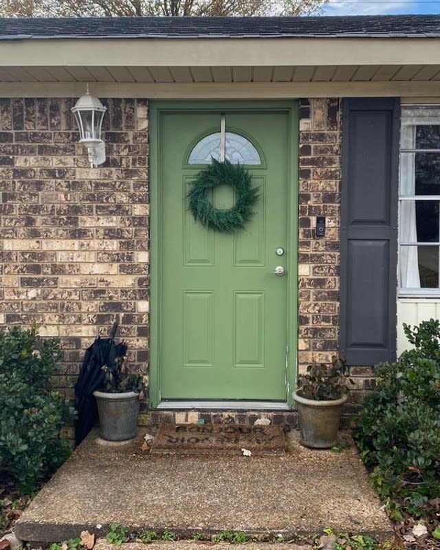 Before view of a customer front entry from the original article
