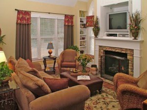 Small living room arrangement example