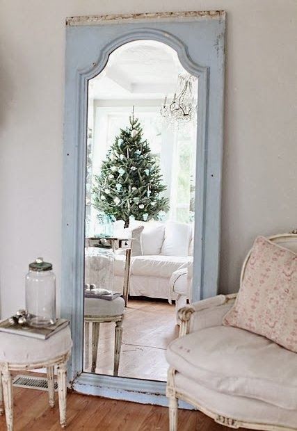 Transform Your Home: Creative Ways to Decorate with Old Doors