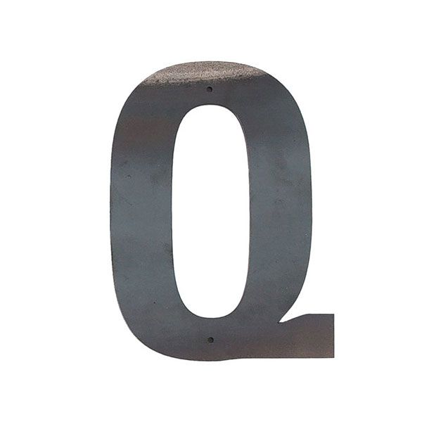 Q Outdoor Letter