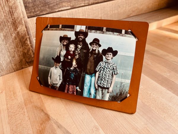 Customizable Reflection Picture Frame