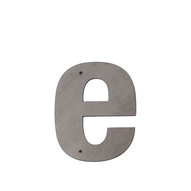 e Outdoor Letter