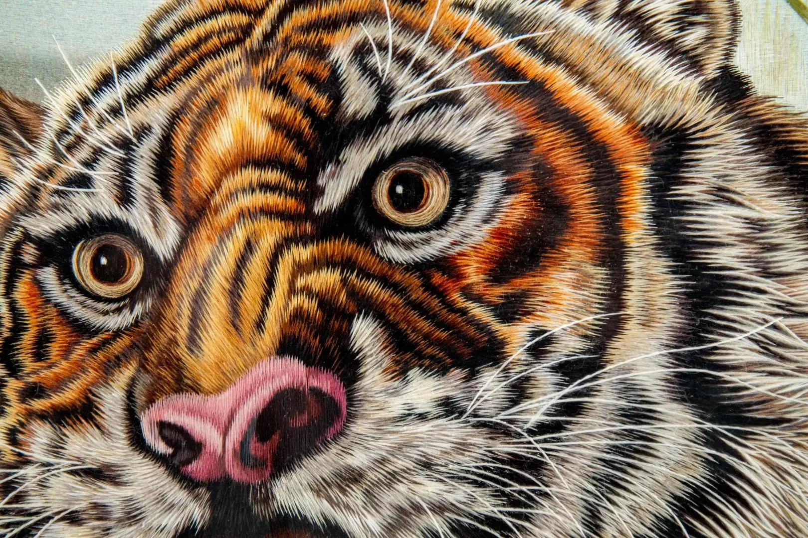 湘绣老虎局部