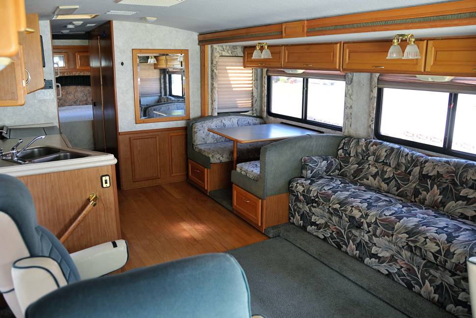 1999 southwind motorhome owners manual