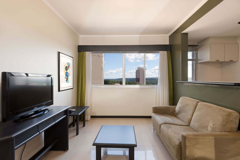 Na região central de Foz do Iguaçu Hotel Wyndham Golden Foz Suítes Na região central de Foz do Iguaçu Hotel Wyndham Golden Foz Suítes