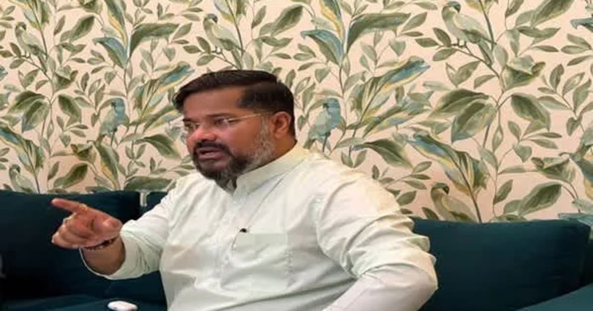 Tripura Minister Directs Officials to Ensure Timely Distribution of Free Food Items