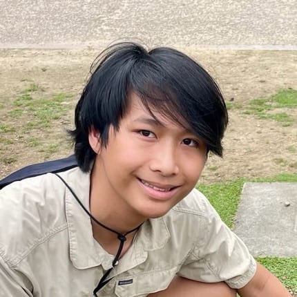 Khai Ly portrait