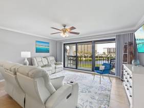 Edgewater Villa 610