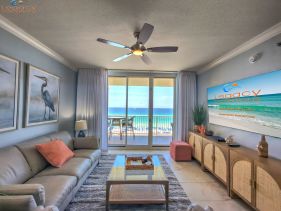 Azure #605 – A Penthouse-Level Gulf-Front Oasis with Br
