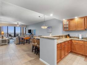 Navarre Towers #1105