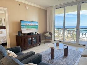 AZ #404 - Luxurious 4BD Beachfront Condo With Spectacul